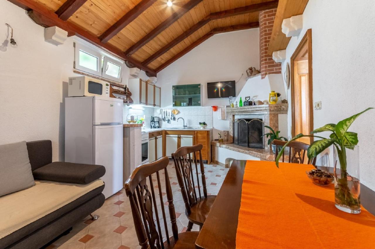 Apartments Darija 푸치스차 외부 사진