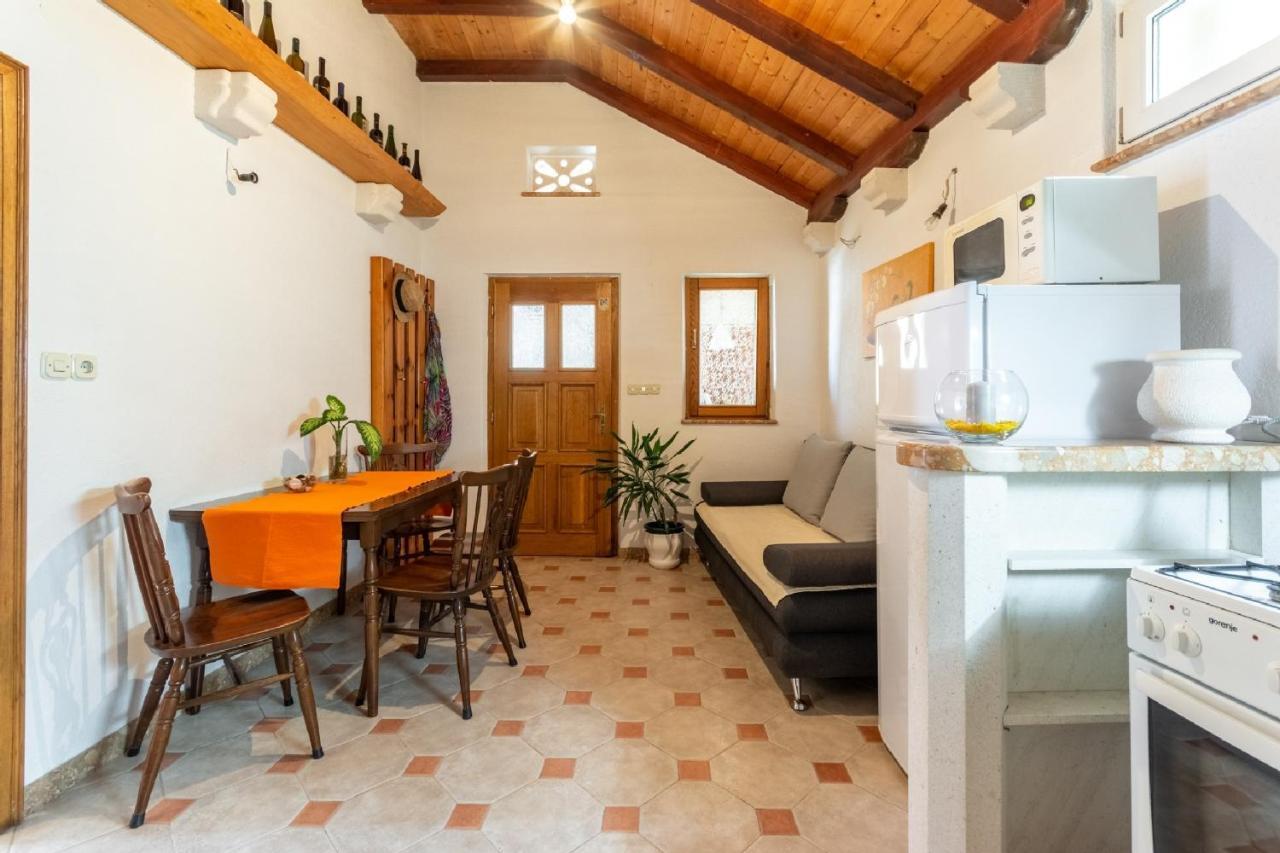 Apartments Darija 푸치스차 외부 사진